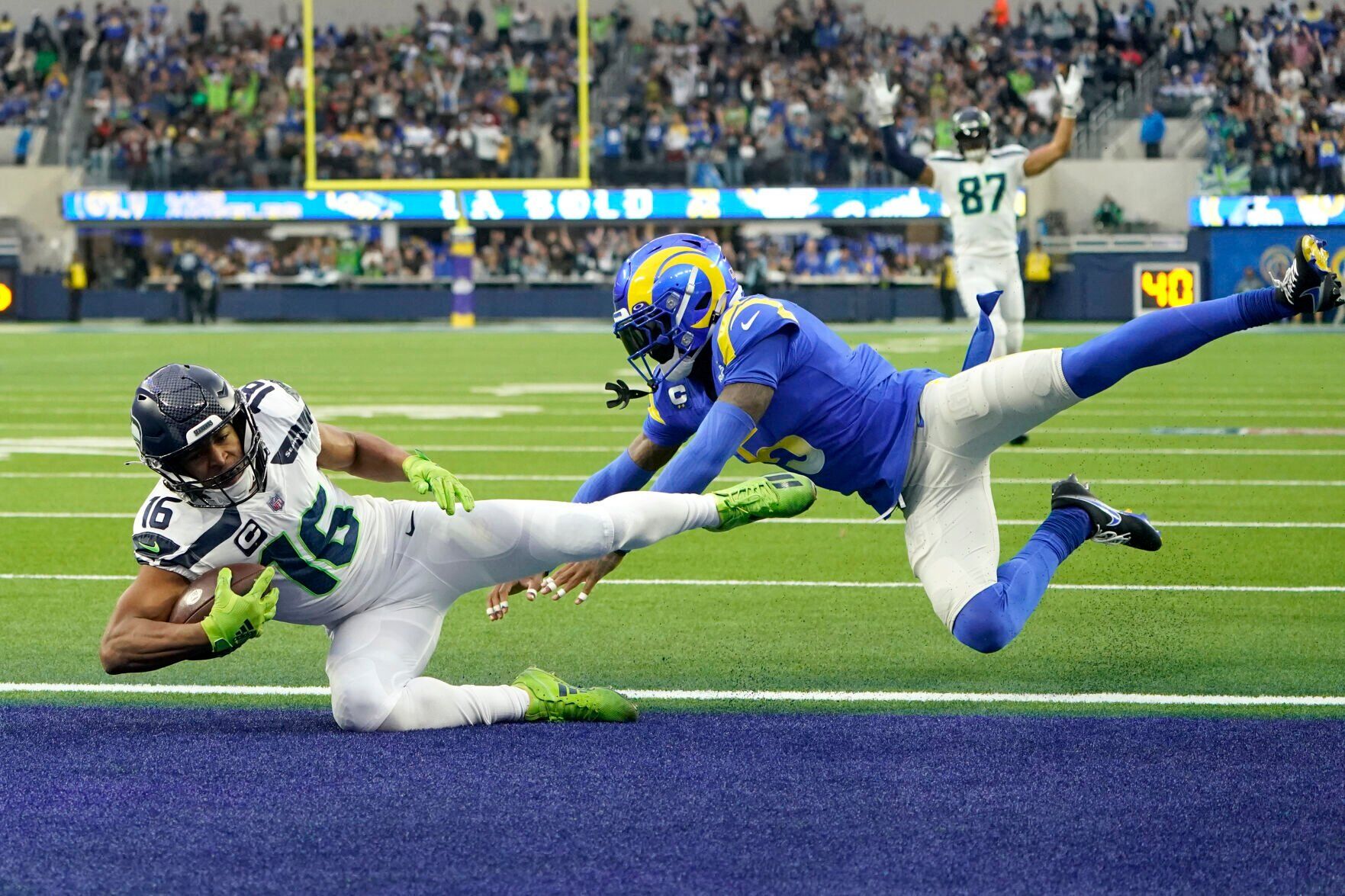 APTOPIX Seahawks Rams Football